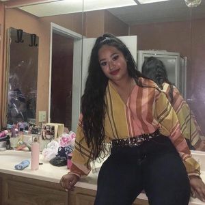 Meet your Posher, Jasmine